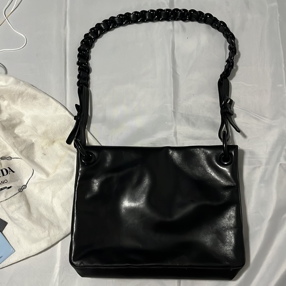 AUTHENTIC PRADA BLACK LEATHER SHOULDER BAG - Picture 10 of 11